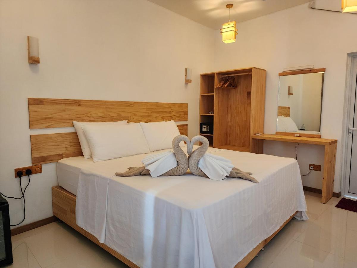 Hotel Dhigurah Dhonveli Boutique Exterior foto